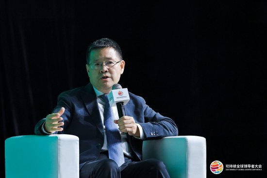 永之胜 人文财经观察家、秦朔朋友圈发起人秦朔谈女性领导力：正直、韧性、定力、绿色与细腻执行铸就独特优势